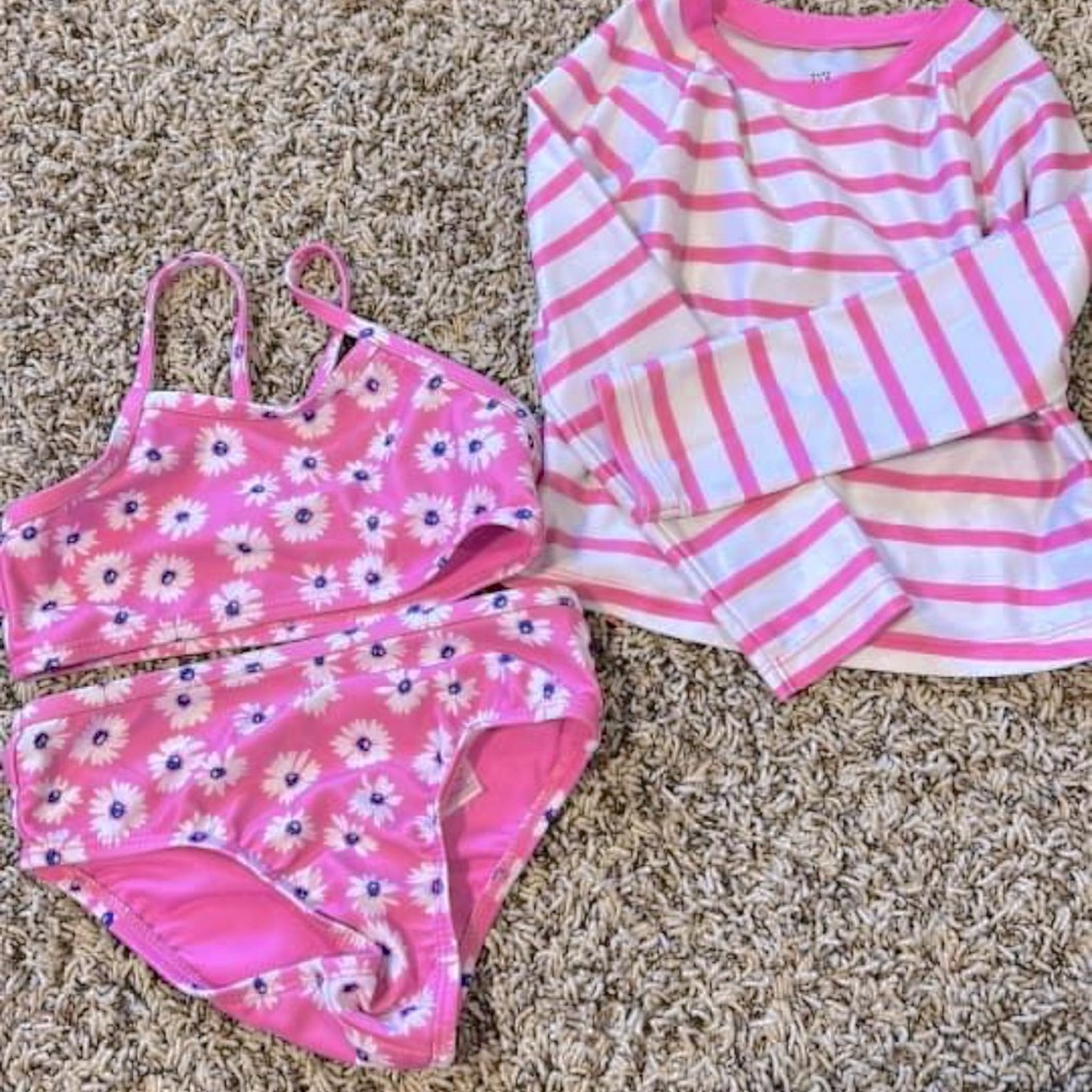 Gap Girls 3T swimsuit and cover up
